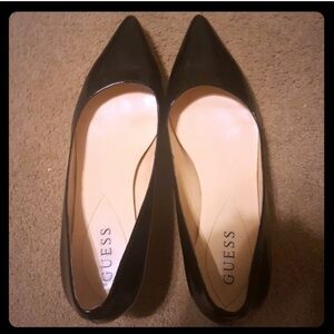 *SOLD ON EBAY*Guess Low Pointed Toe Heels